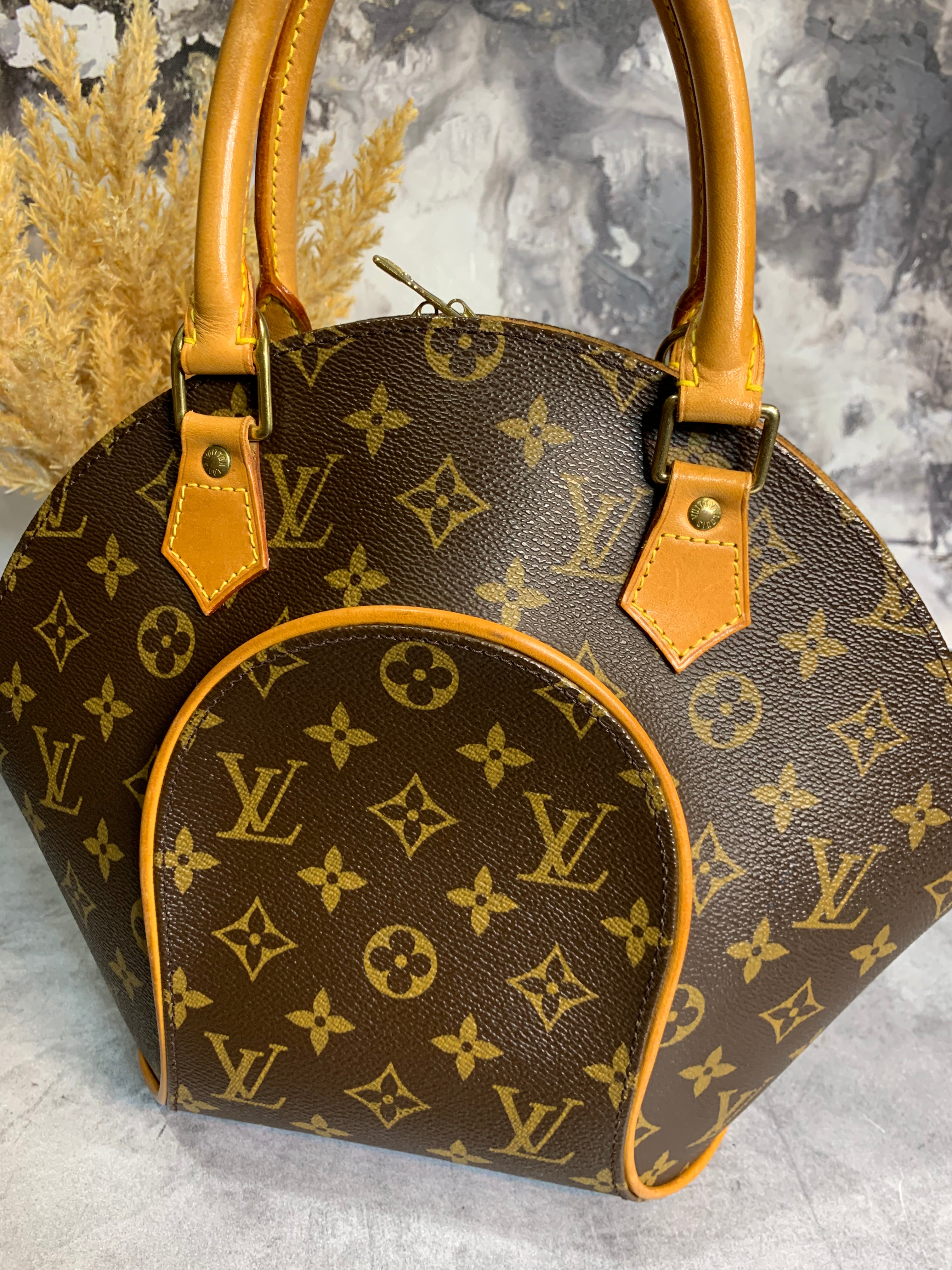 Louis Vuitton Ellipse PM