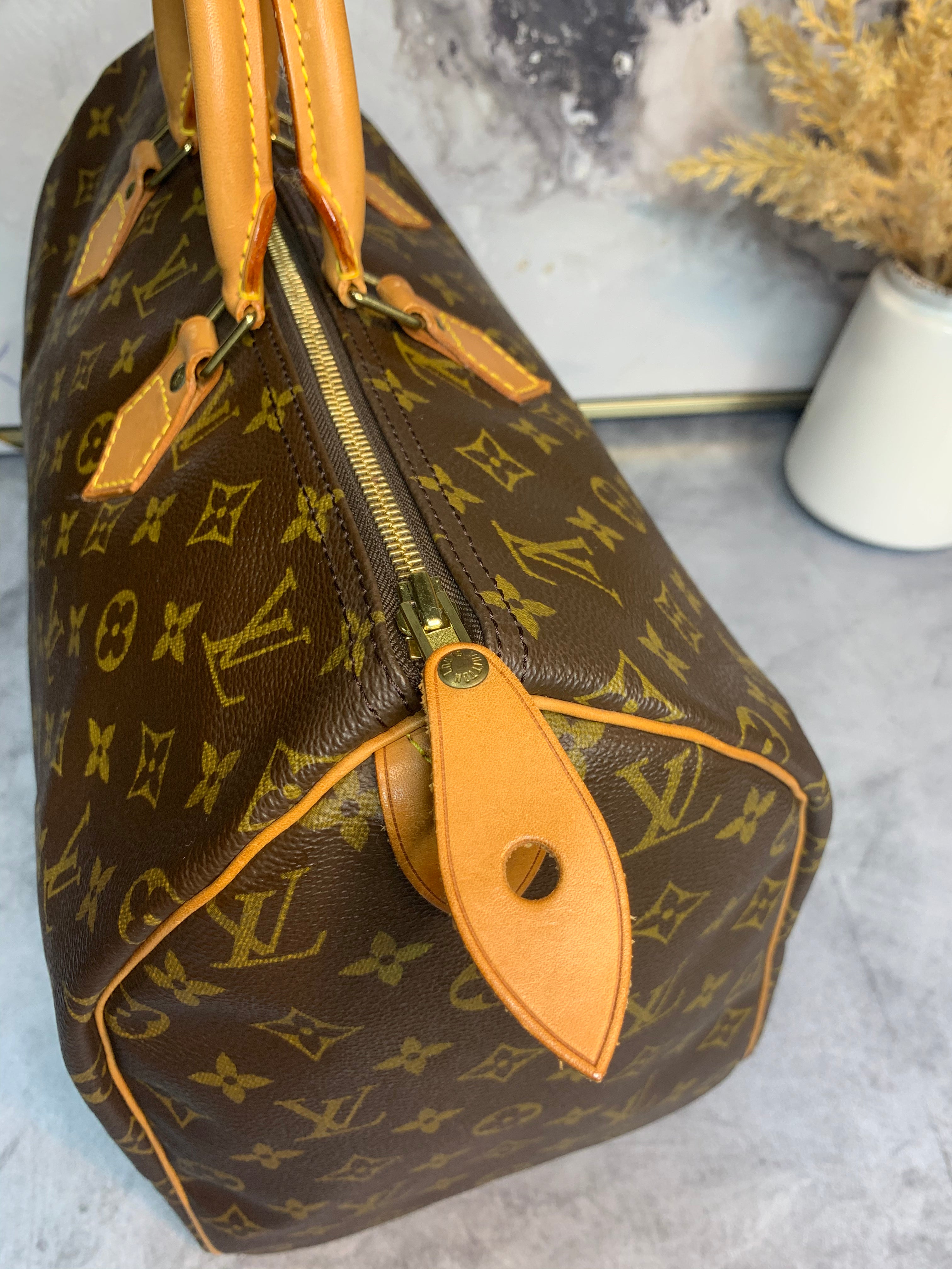 Louis Vuitton Speedy 40