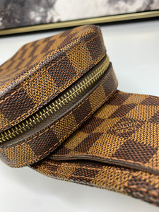 Geronimo crossbody bag Louis Vuitton Brown in Cotton - 32565282
