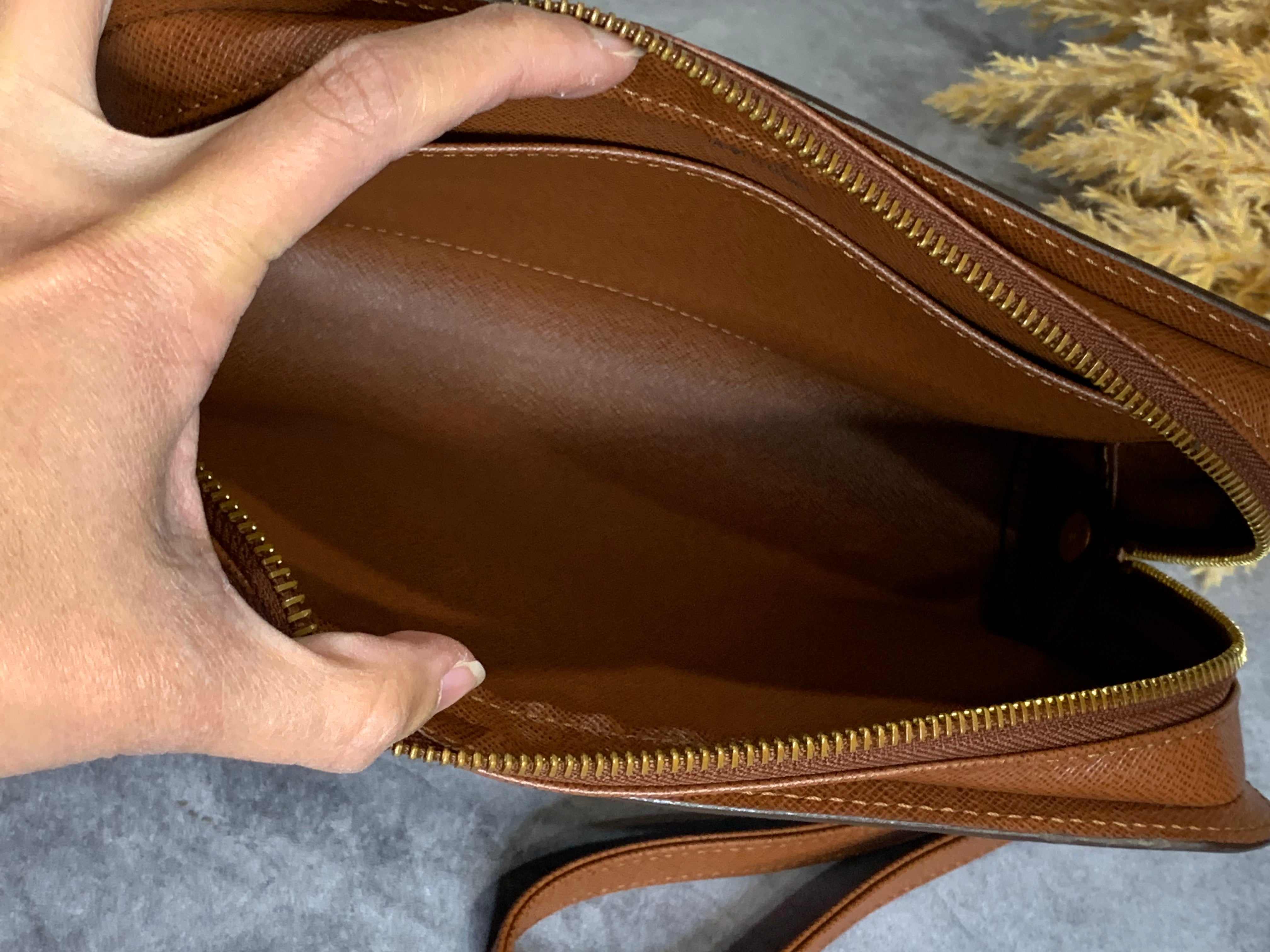 Louis vuitton orsay clutch hotsell