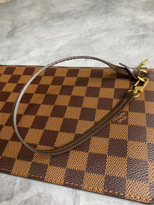 Louis Vuitton Neverfull Pouch MM/GM