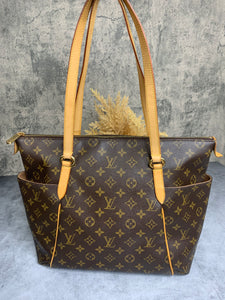 Louis Vuitton Totally MM