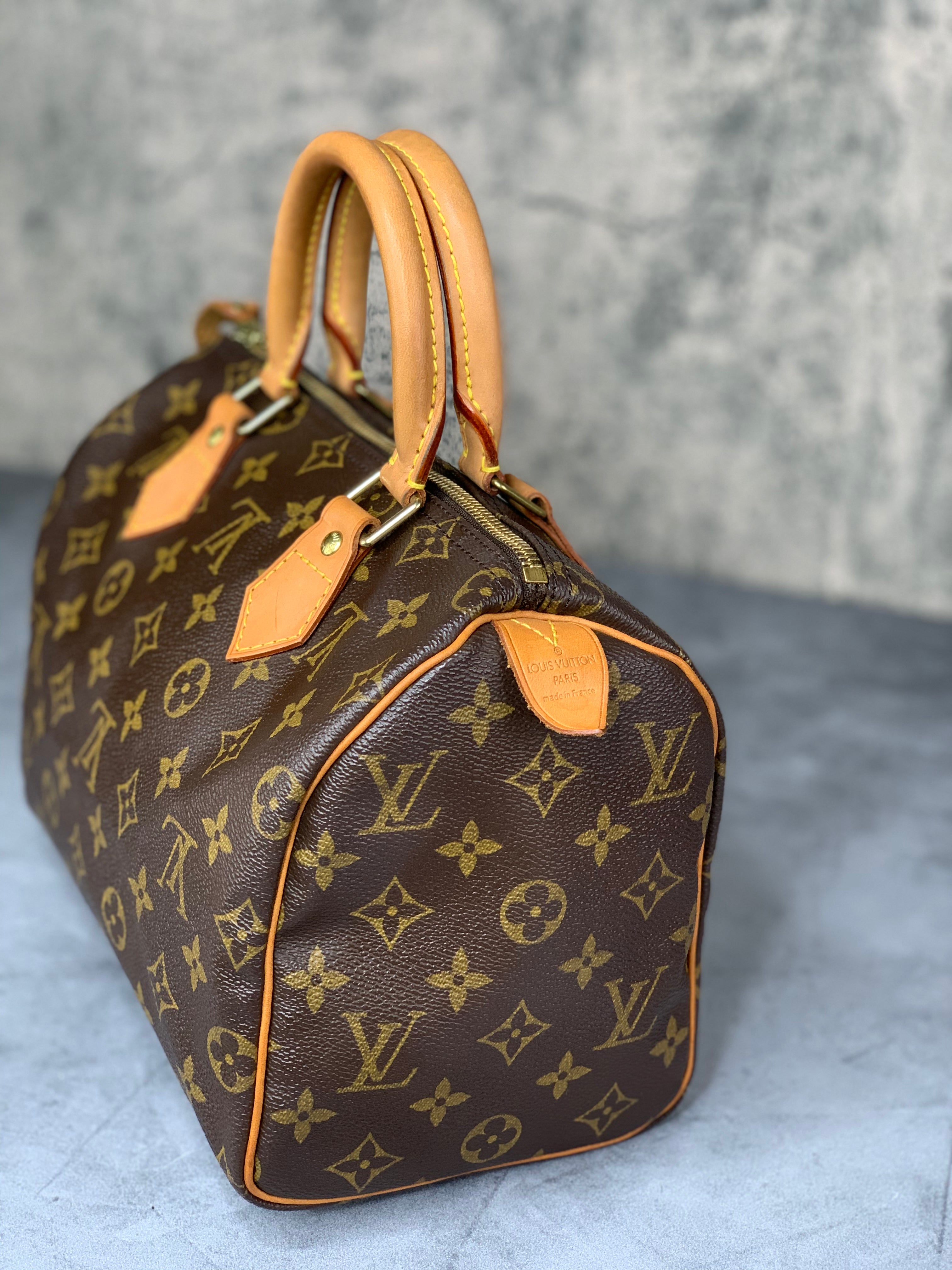 Authentic Louis Vuitton speedy 25 purse
