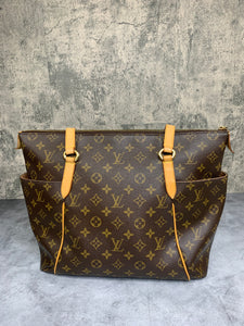 Louis Vuitton Totally MM