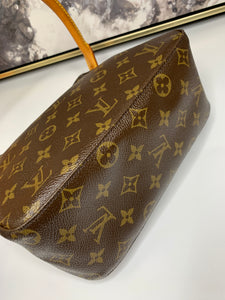 Louis Vuitton Looping MM