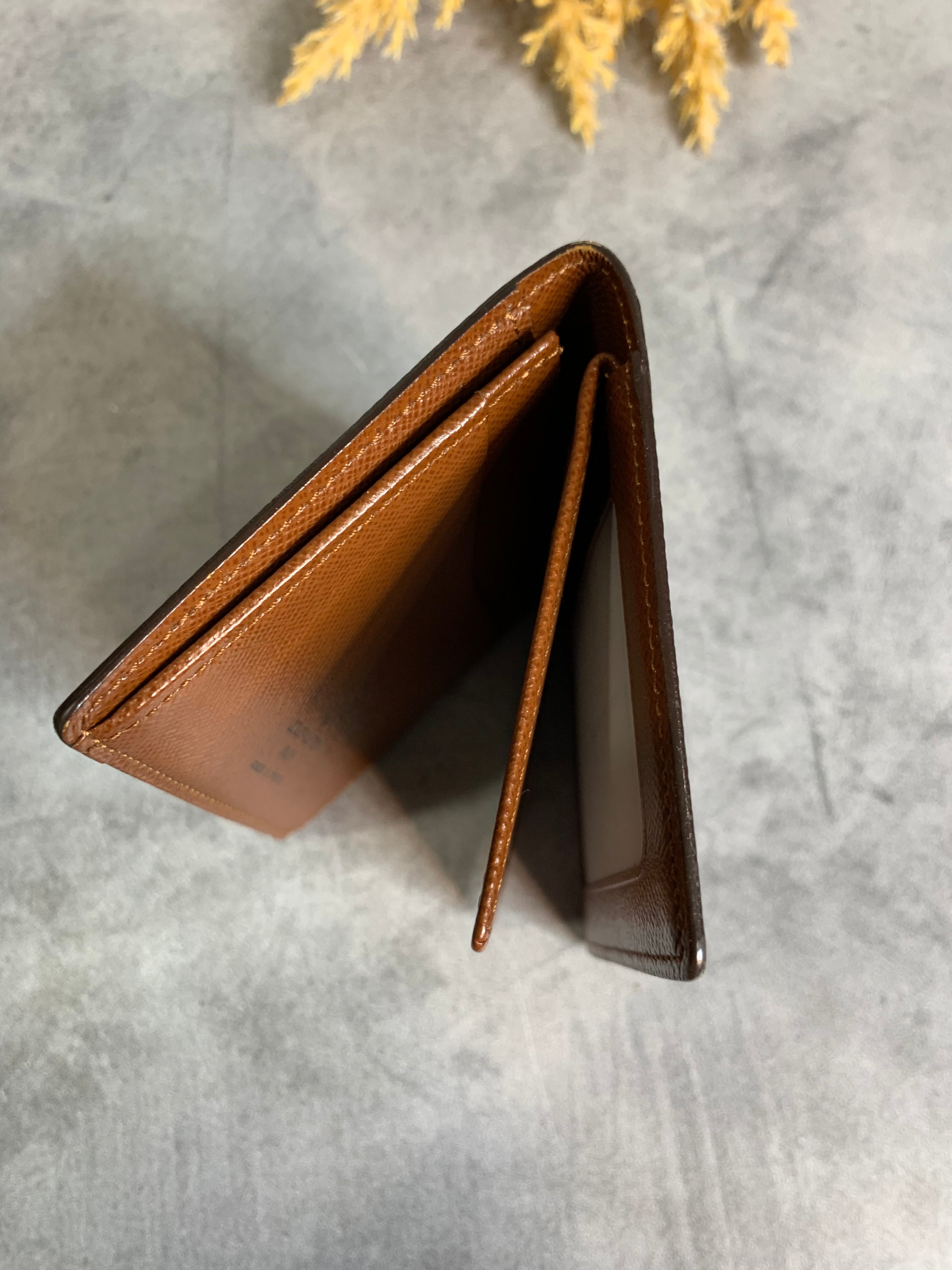 Louis Vuitton Multicompartment Card Holder