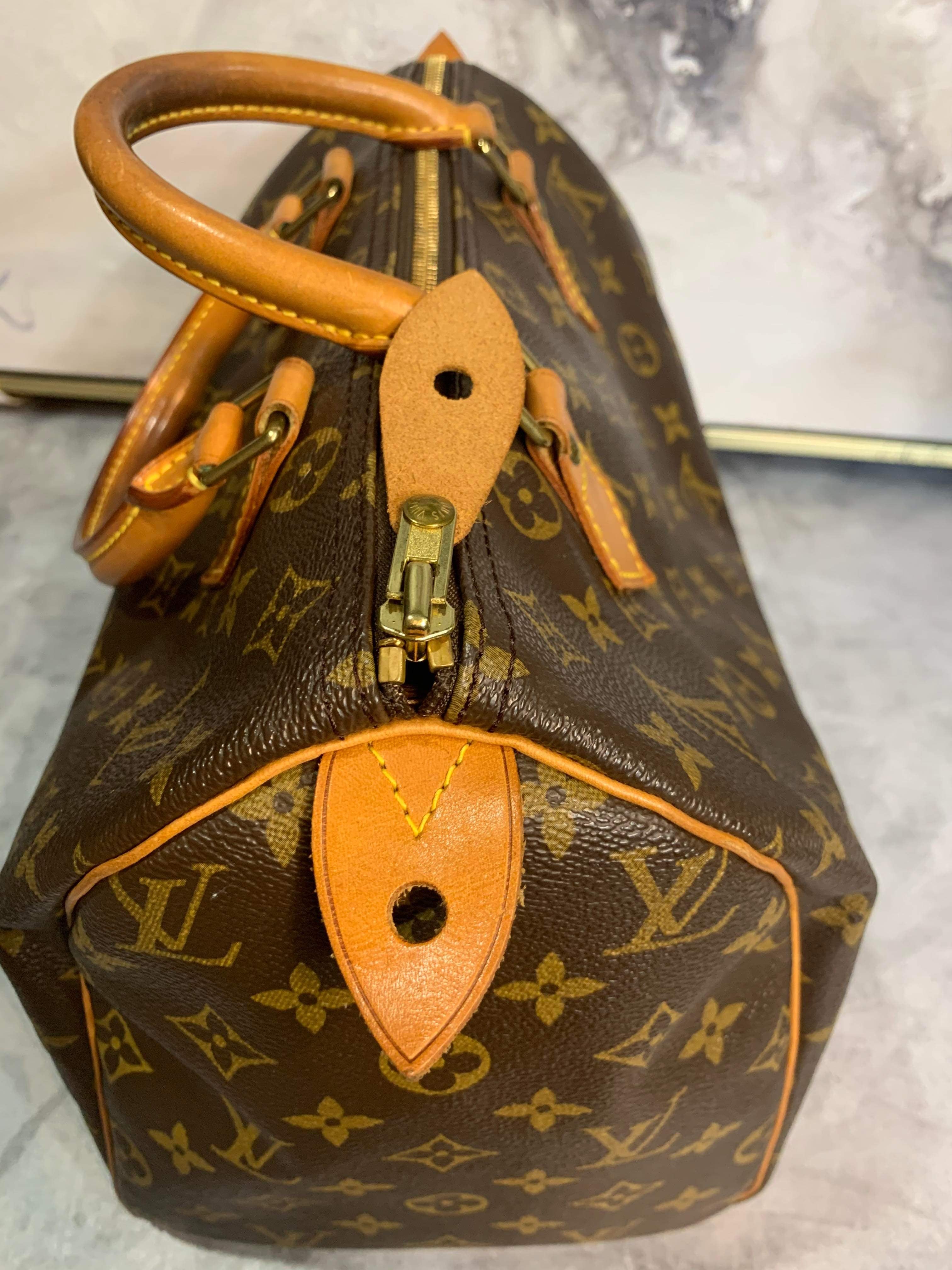 Louis Vuitton Speedy 30