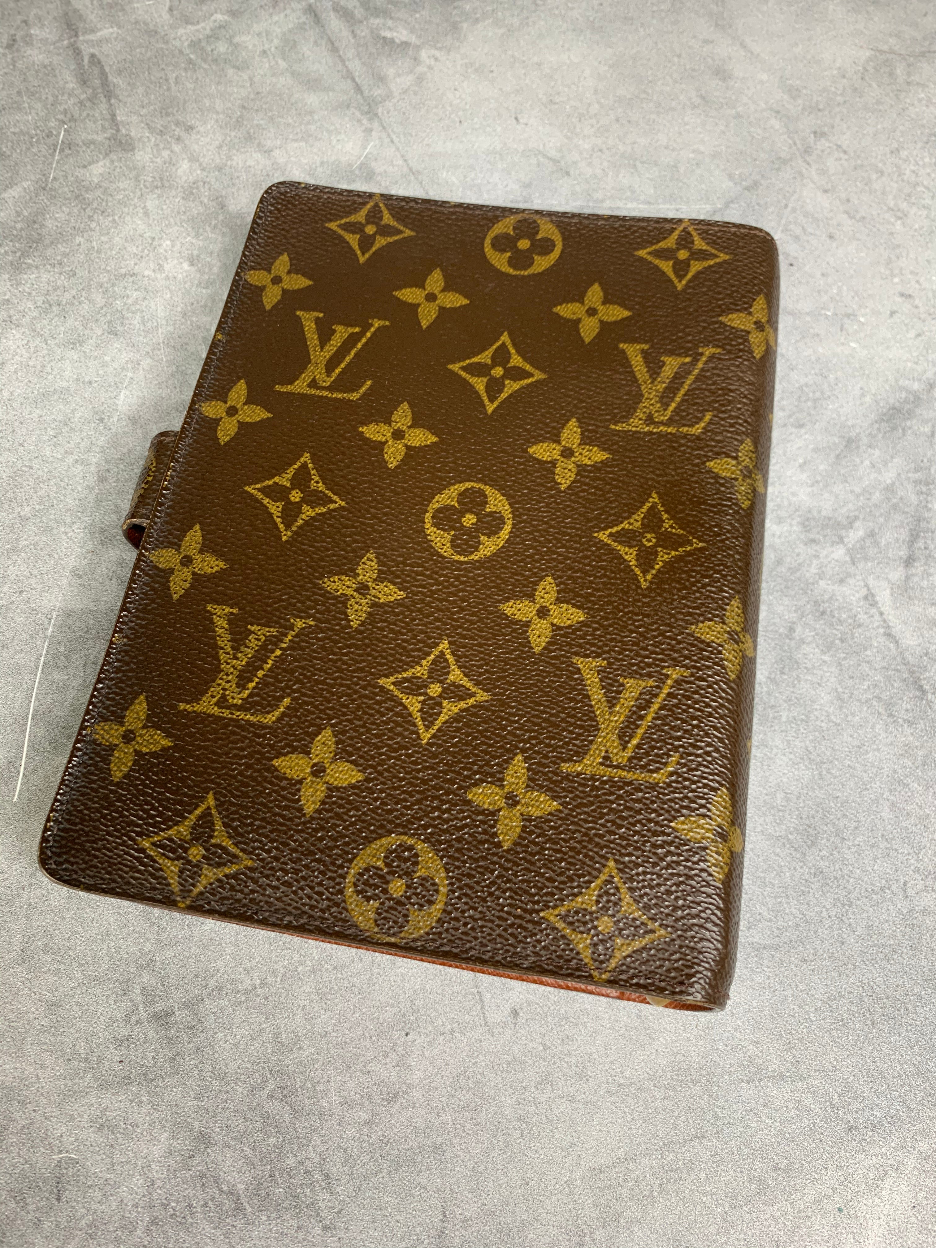 Louis Vuitton Agenda MM