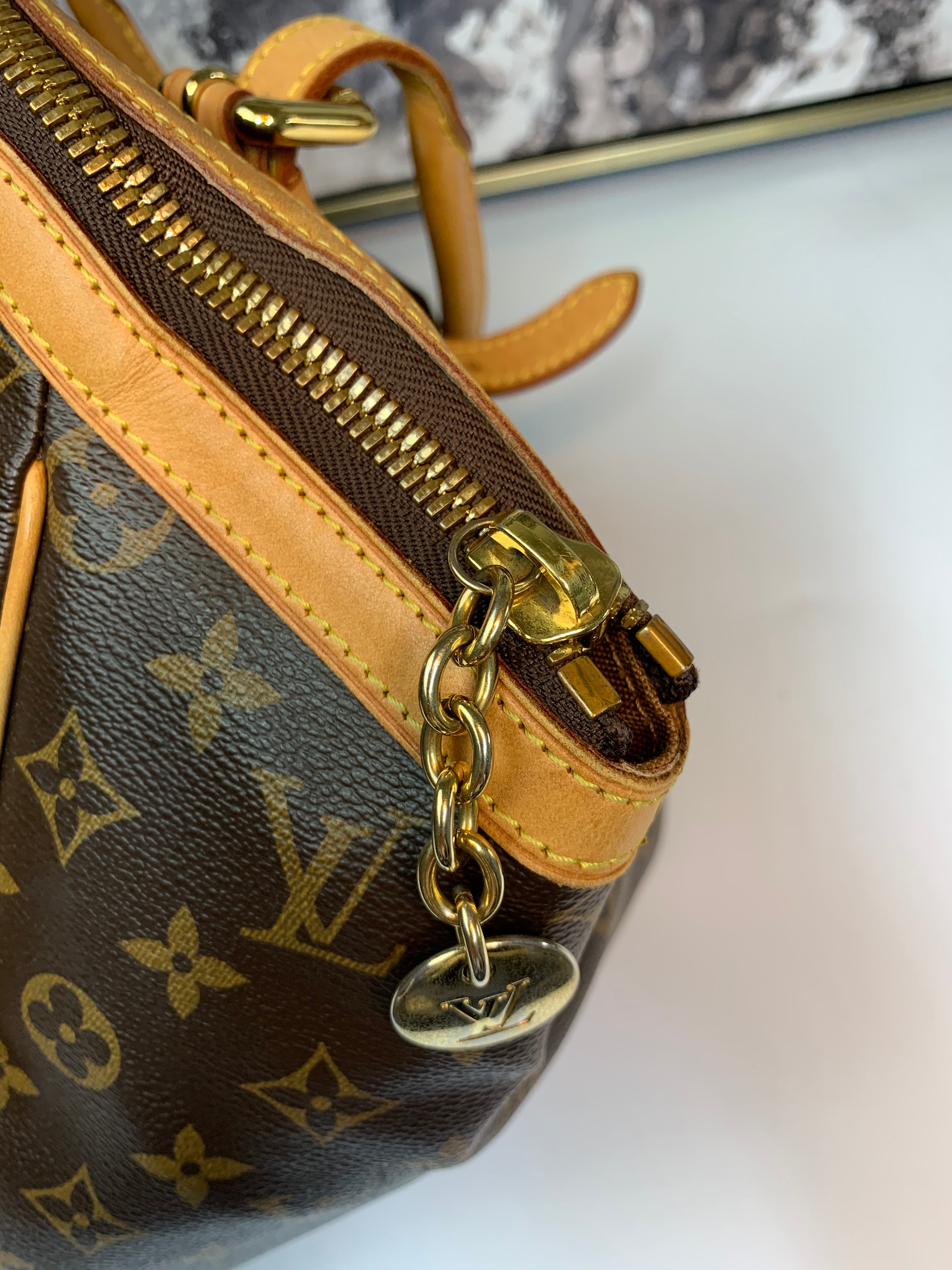 Louis Vuitton Tivoli GM