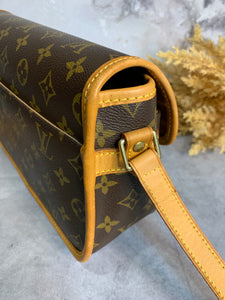 Louis Vuitton Sologne Crossbody Shoulder Bag Monogram M42250 Tj2172 Auction