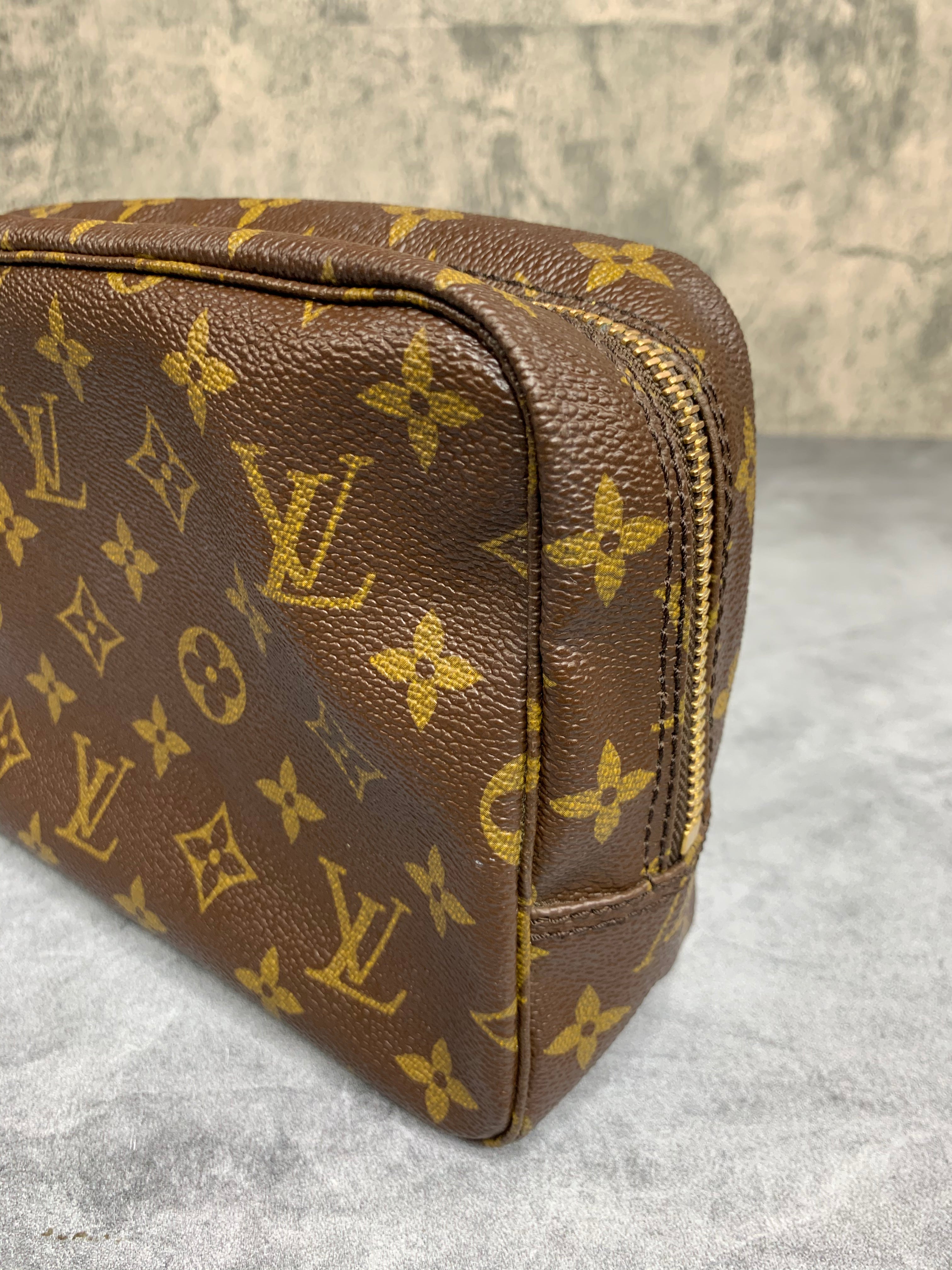 Louis Vuitton, Bags, Authentic Louis Vuitton Trousse 23 Crossbody Bag