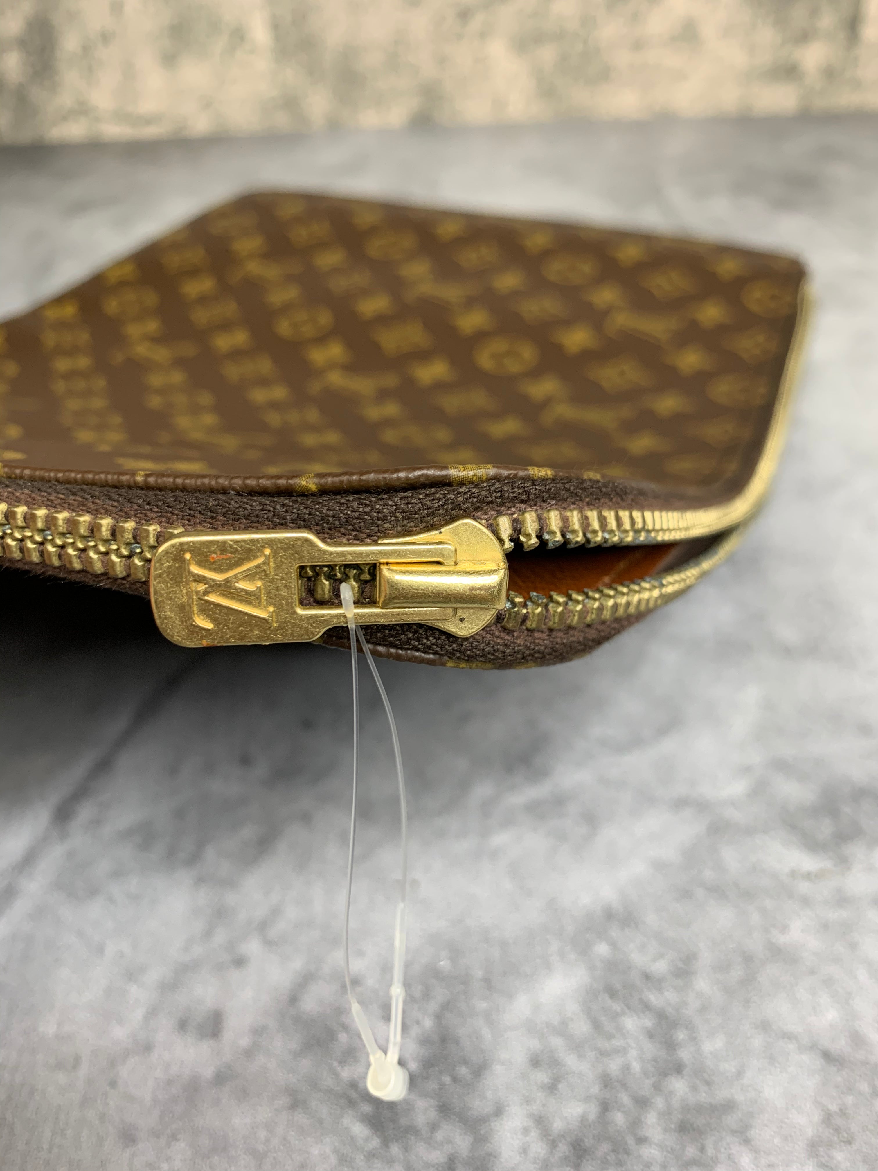 Louis  Vuitton Laptop Sleeve - GM