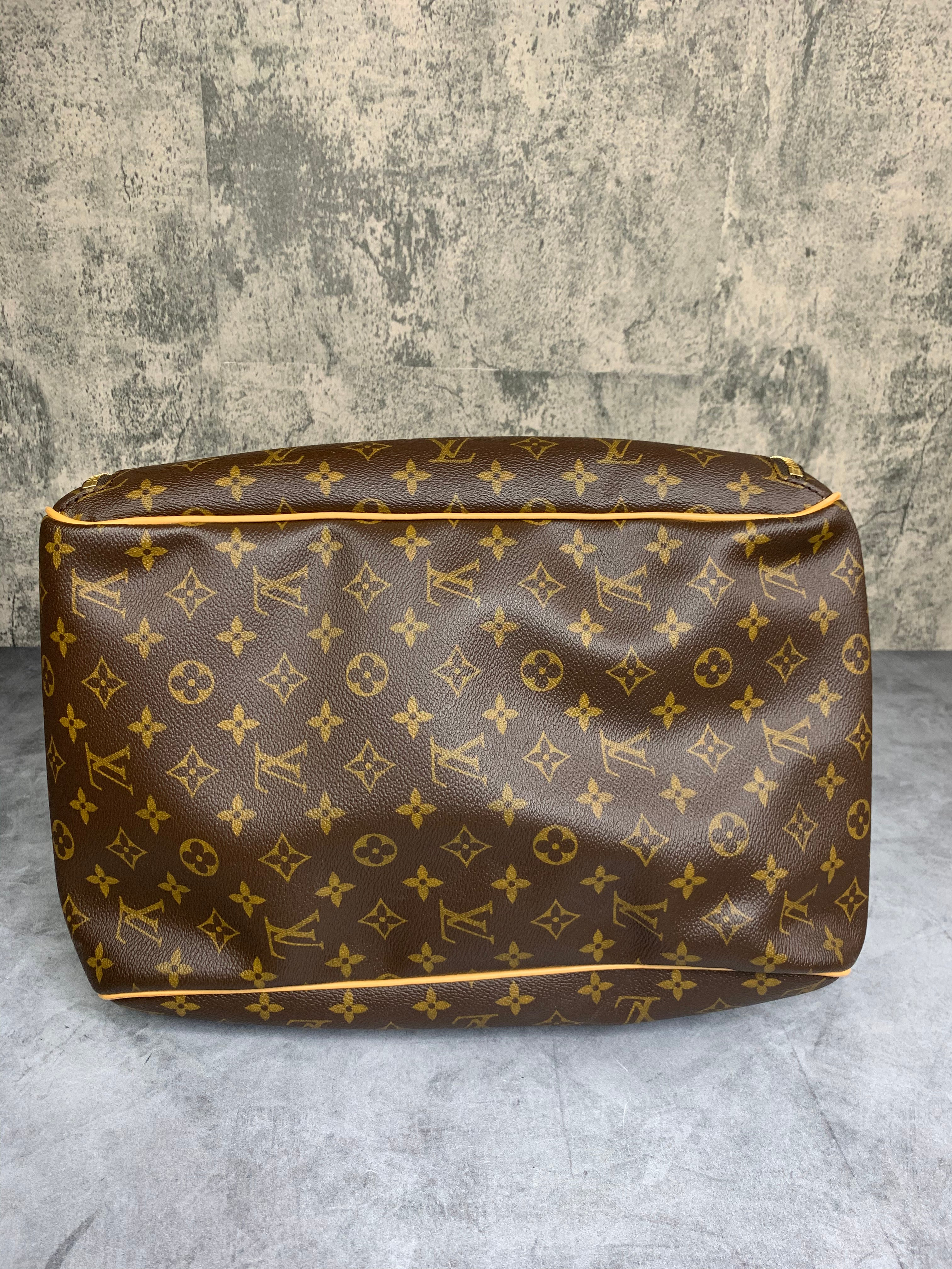 Louis Vuitton Evasion Travel Bag used (6846)