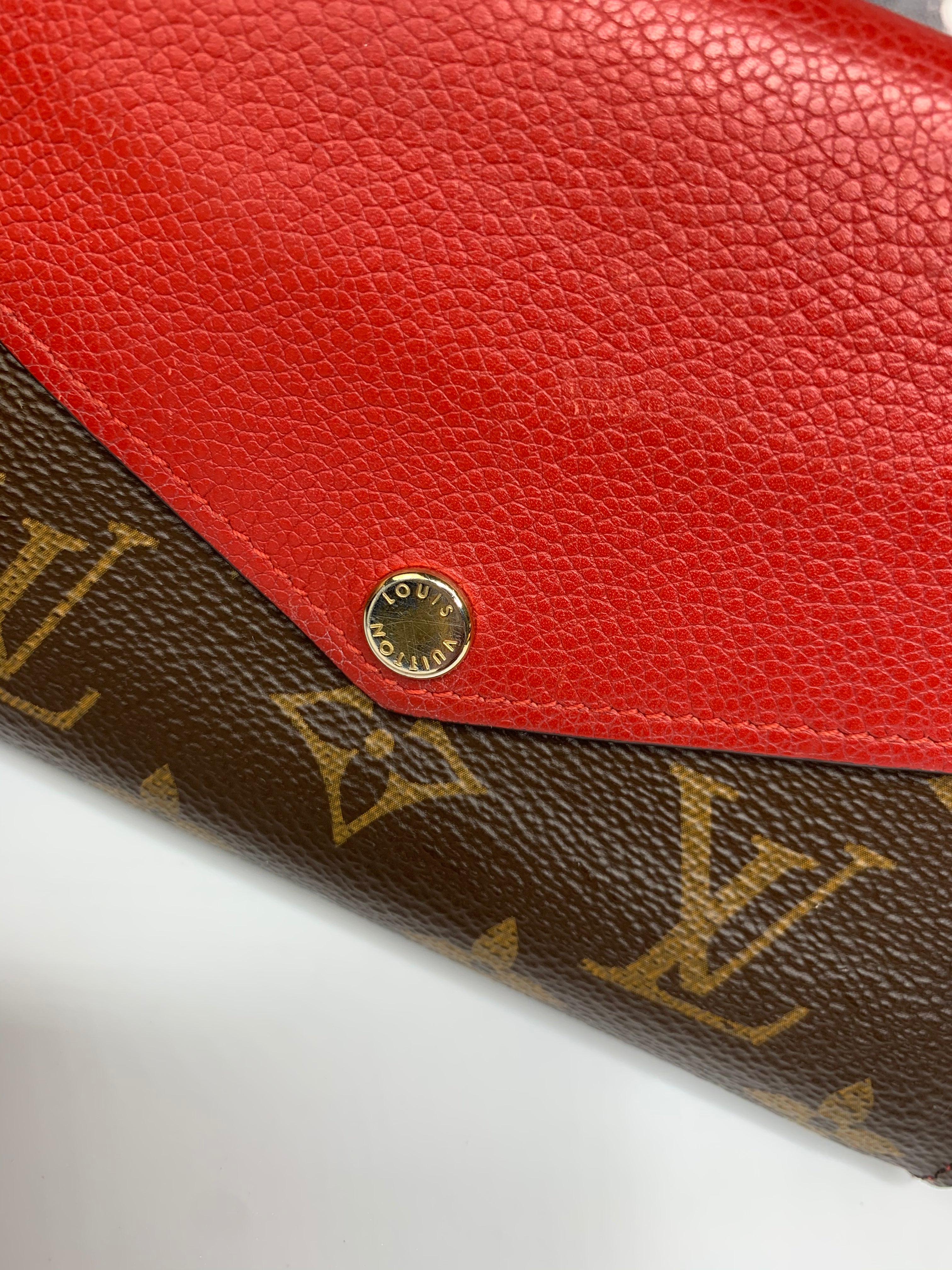 Louis Vuitton Monogram Pallas Compact Wallet (SHG-aCvYfa) – LuxeDH
