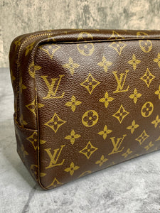 Louis Vuitton Trousse 28