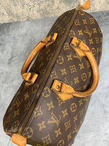 Louis Vuitton Speedy 35