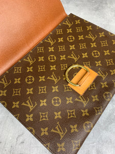 Louis Vuitton Iena Clutch