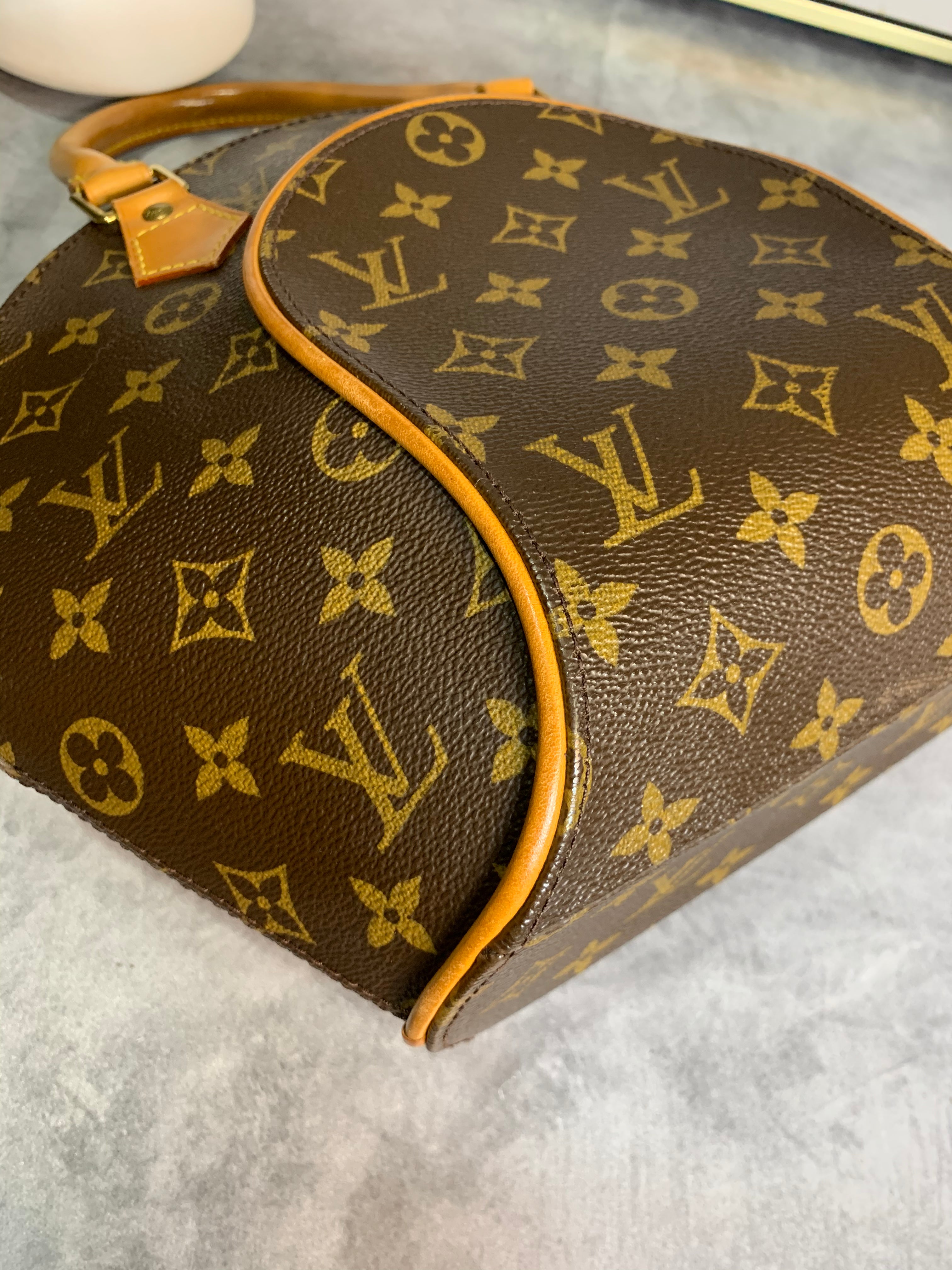 Louis Vuitton Ellipse PM