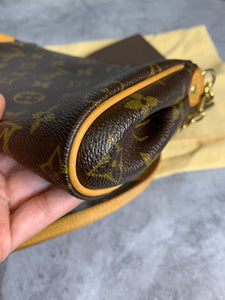 Louis Vuitton Eva Clutch