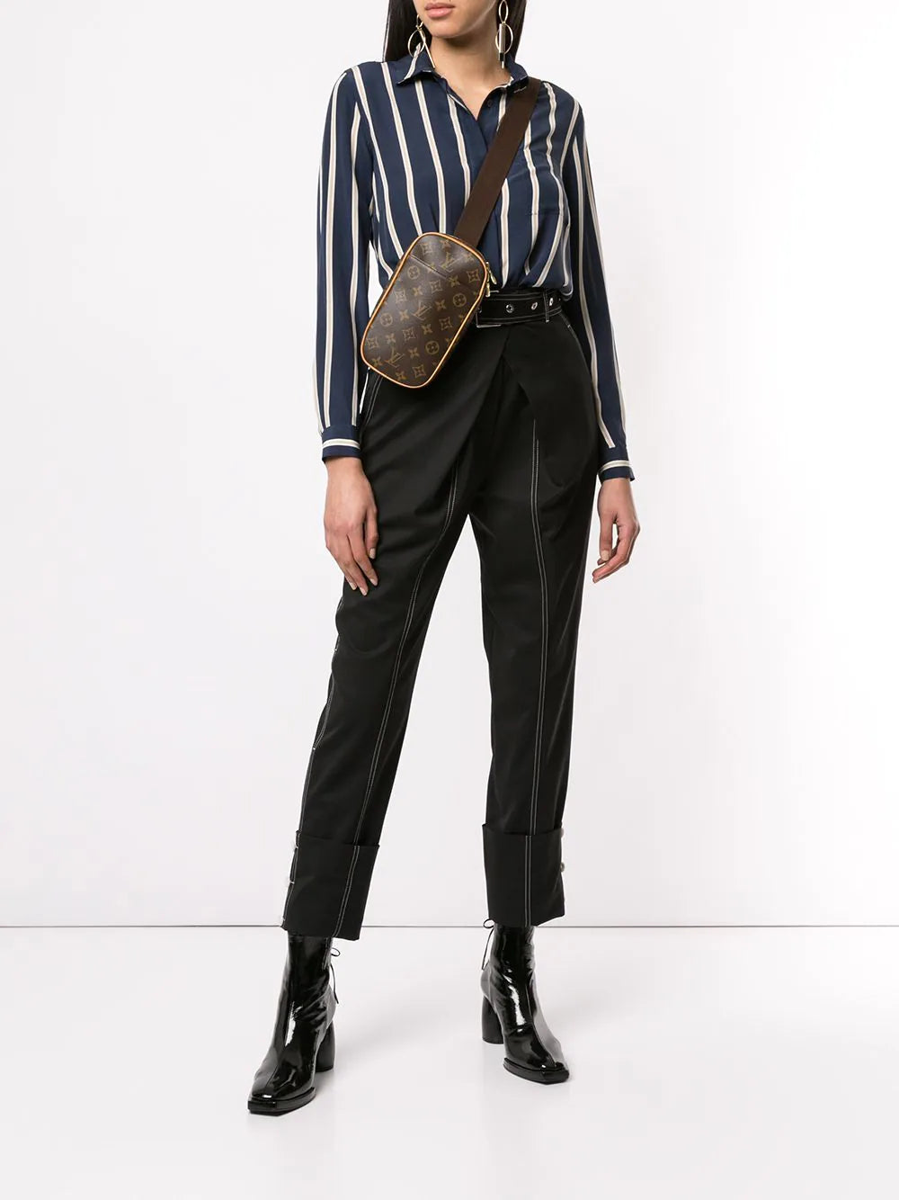 Louis Vuitton Pochette Gange yourvintagelvoe