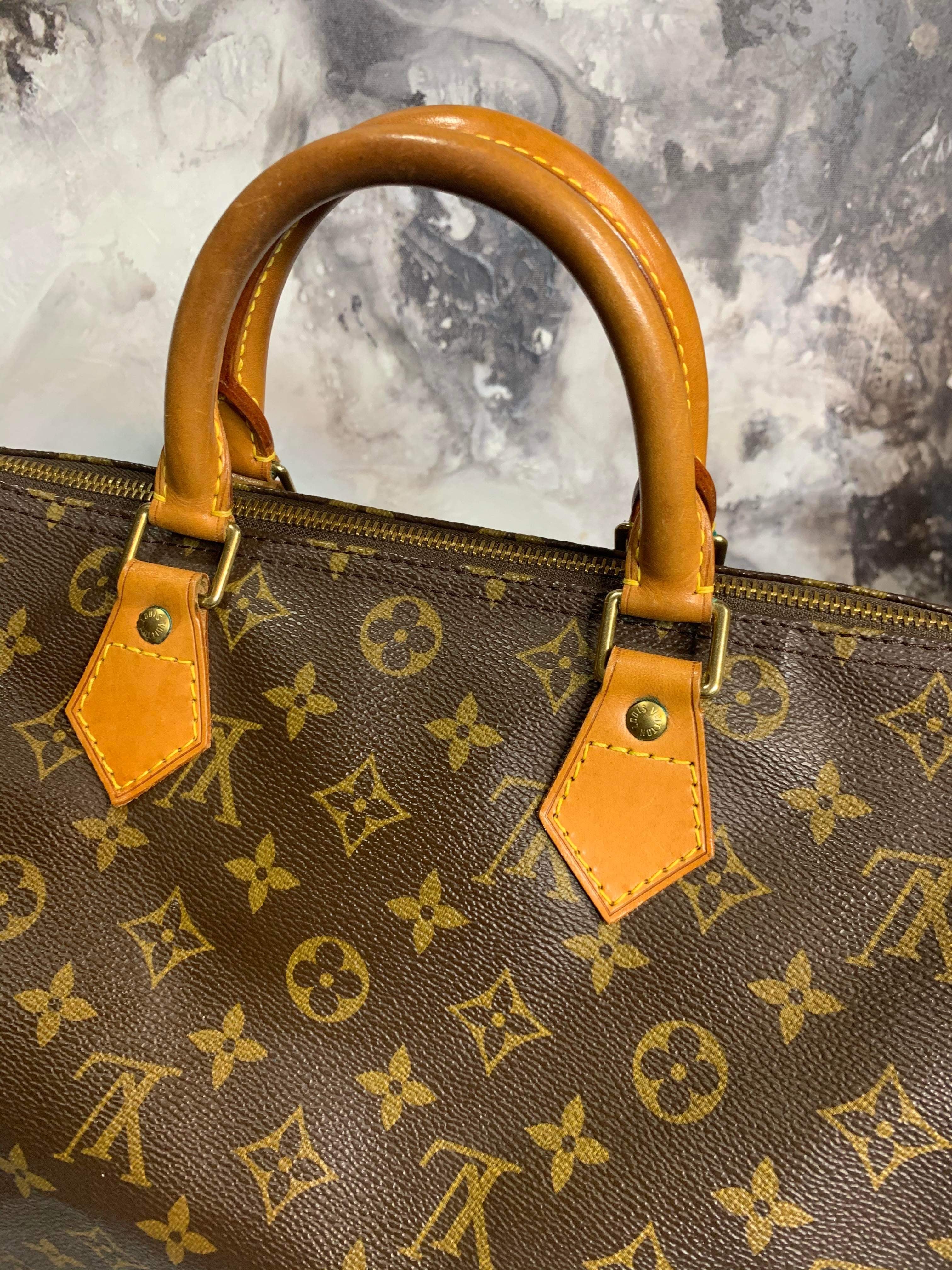 Louis Vuitton Speedy 30