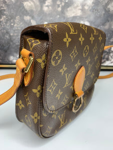 Louis Vuitton Saint Cloud MM