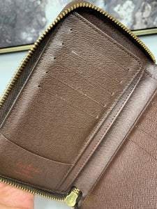 Louis Vuitton Monogram Zippy Organizer Wallet – Liyah's Luxuries