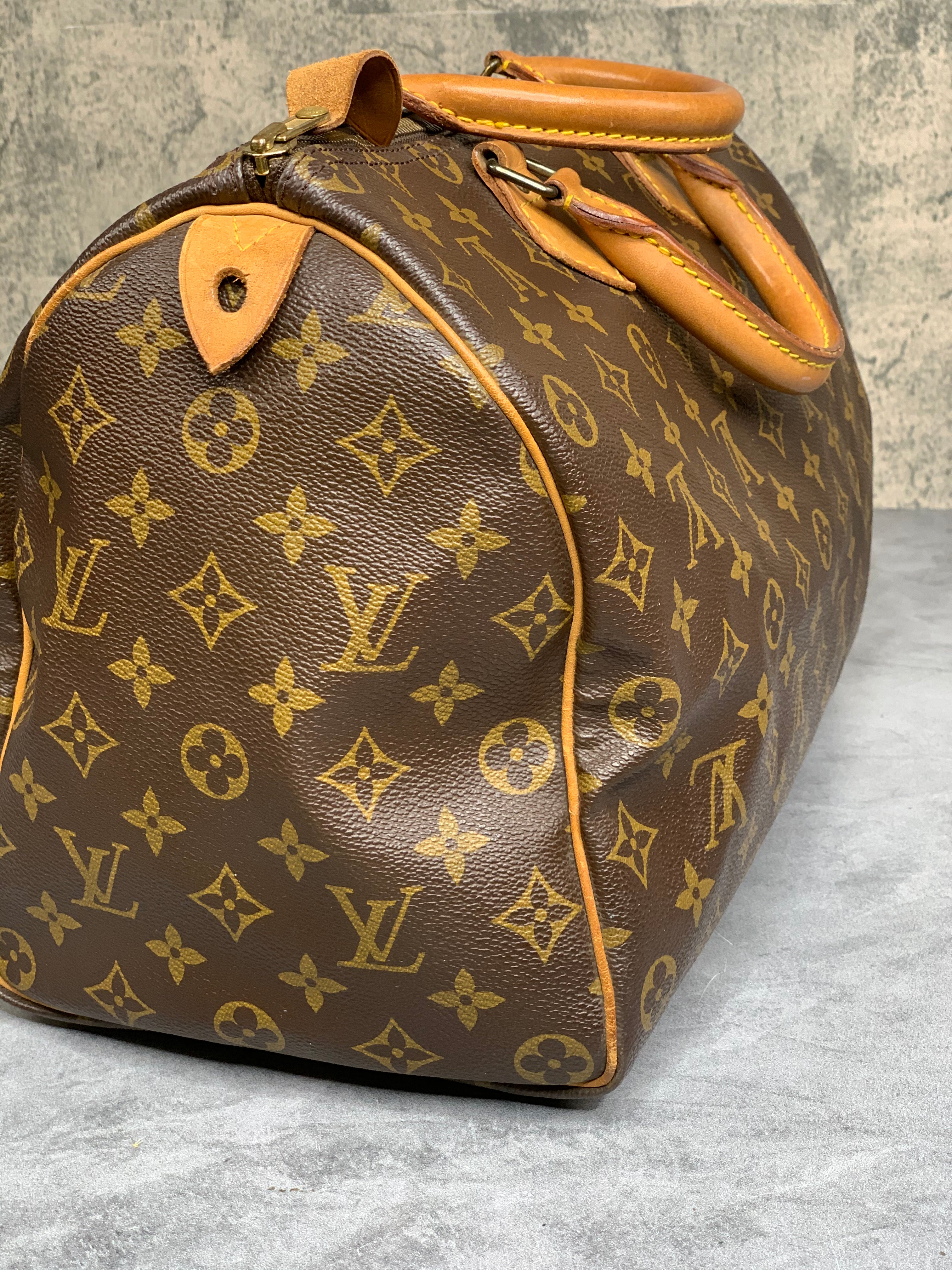 Louis Vuitton Speedy 35