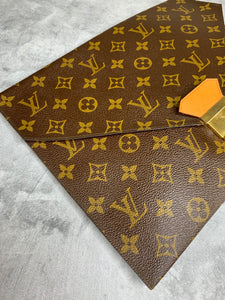 Louis Vuitton Envelope Clutch