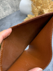Louis Vuitton Monogram Kisslock Wallet 