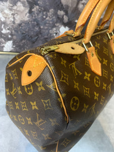 Louis Vuitton Speedy 35