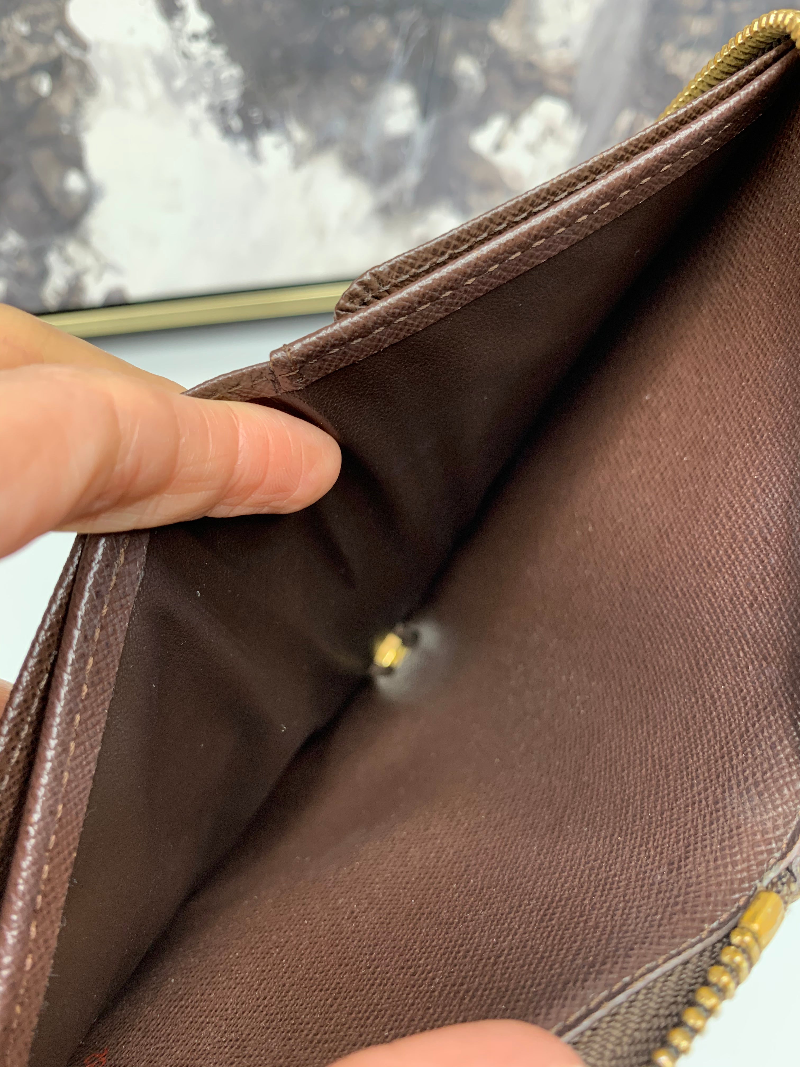 louis vuitton zippy compact wallet