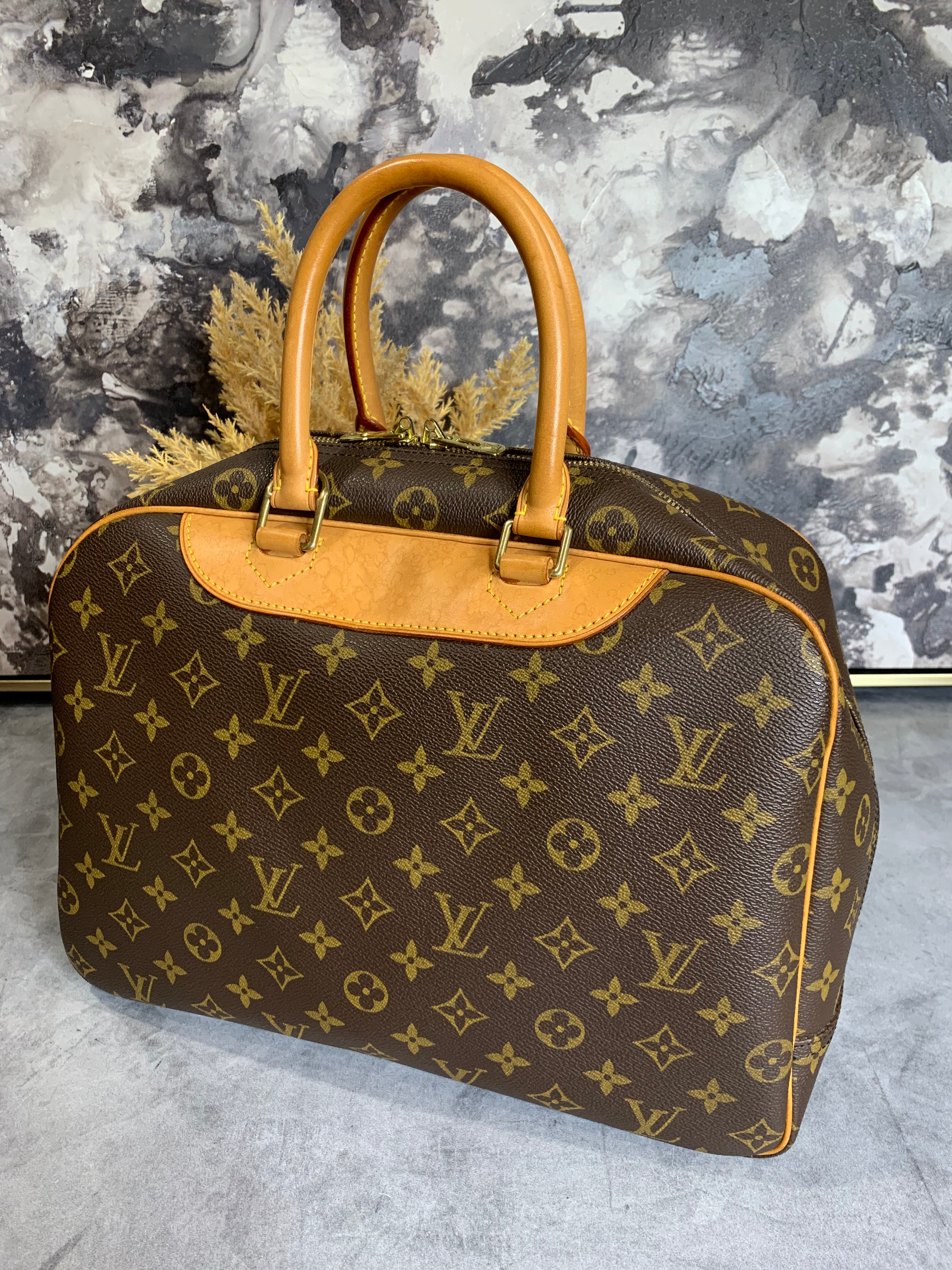 Louis Vuitton Deauville