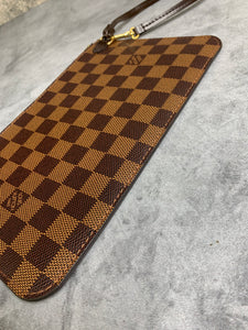 Louis Vuitton Neverfull Pouch MM/GM