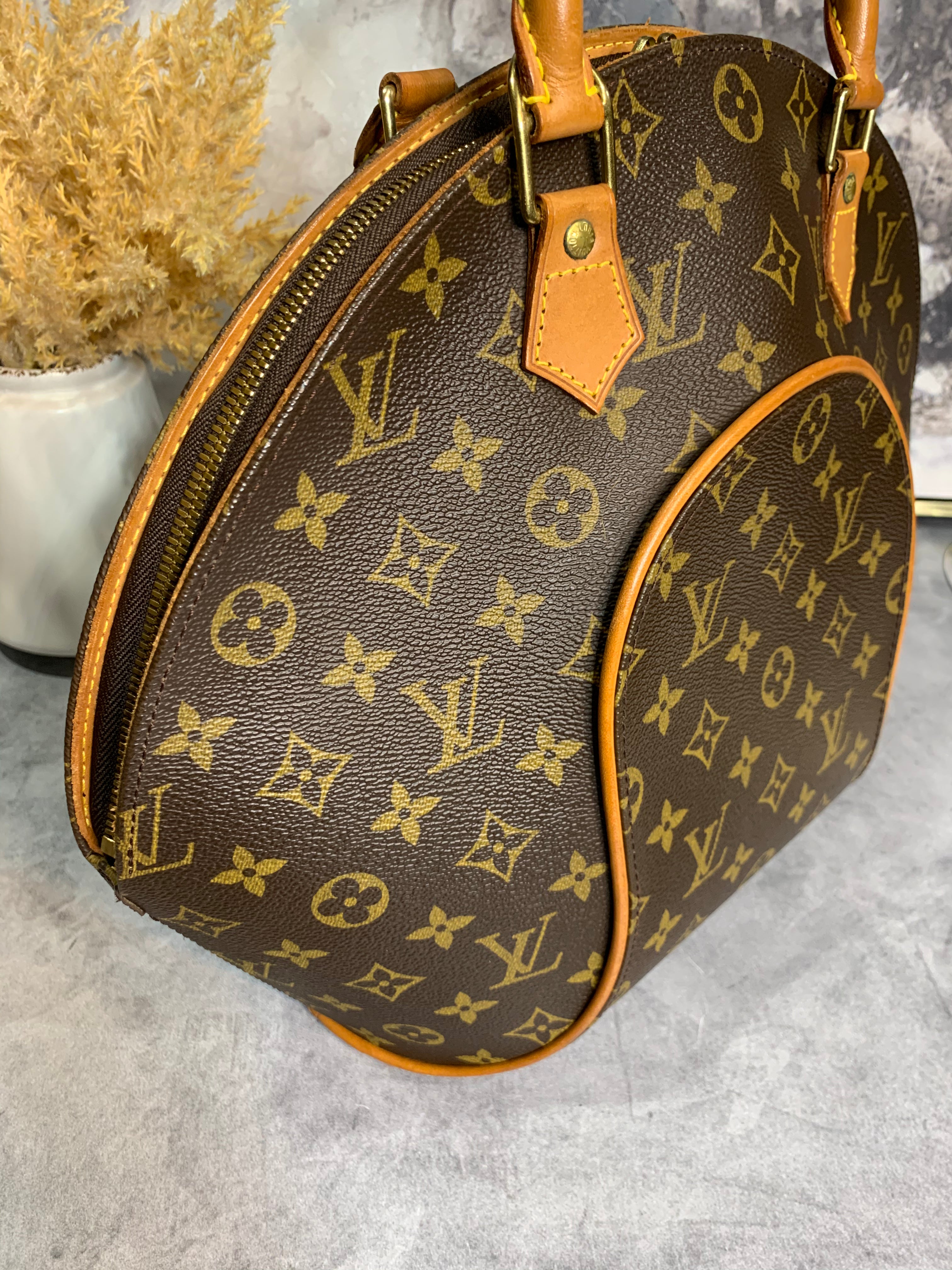 Vuitton Ellipse Bag 