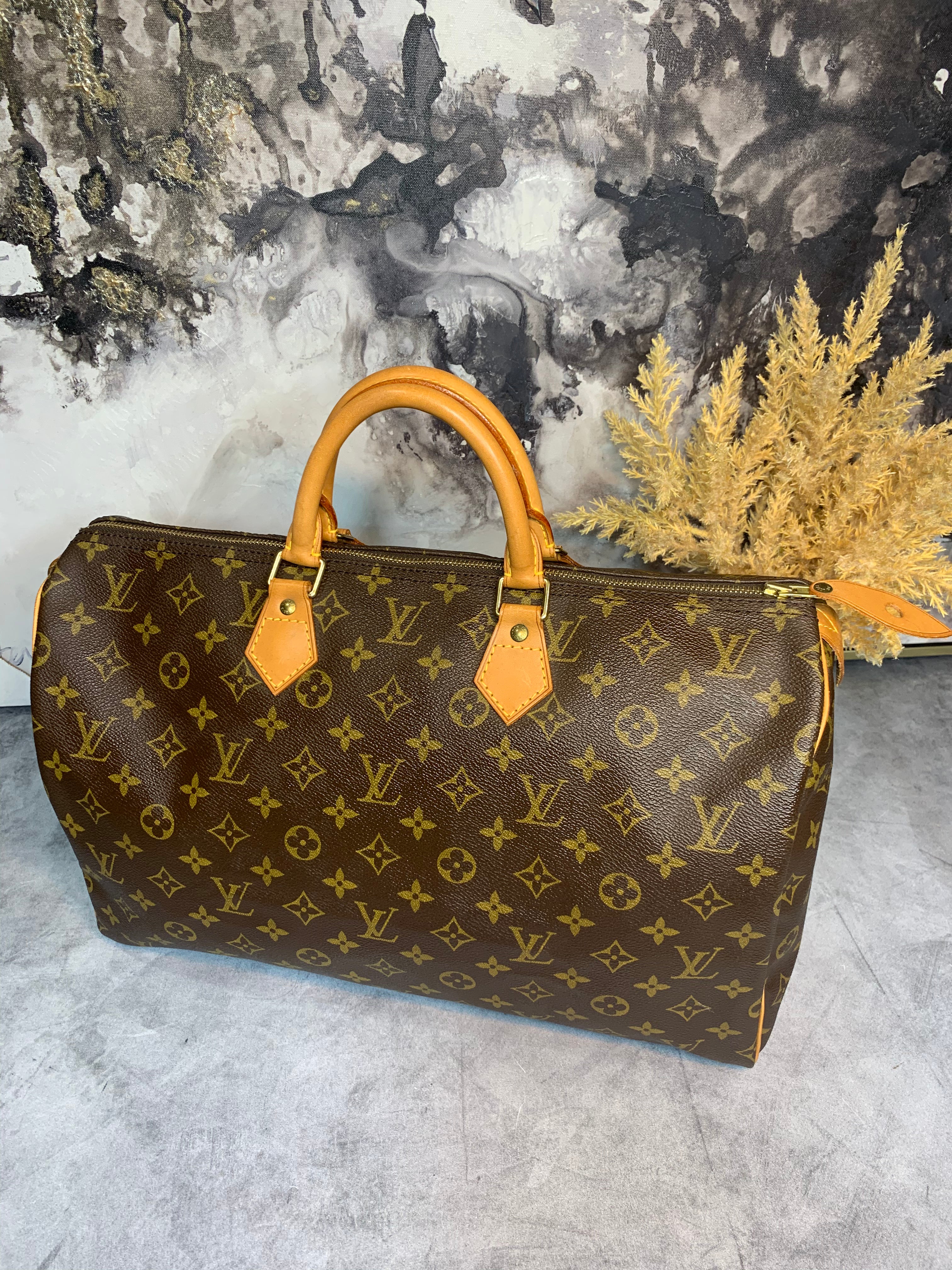 Louis Vuitton Speedy 40