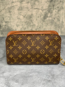 Louis Vuitton Orsay Clutch