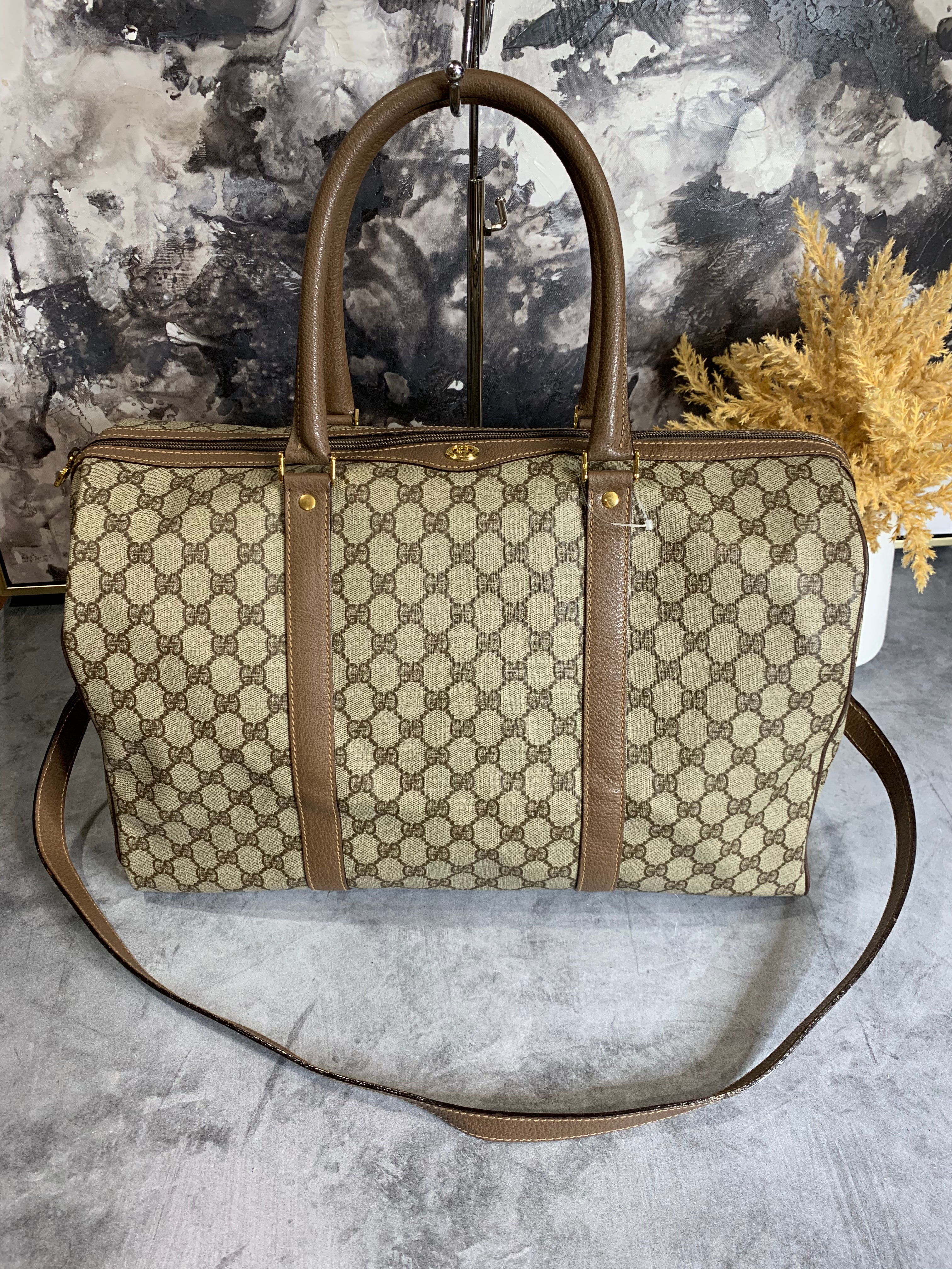 Gucci Traveling Bag With Strap