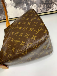 Louis Vuitton Looping MM