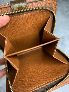 Louis Vuitton Compact Short Wallet