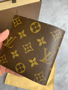 Louis Vuitton, Bags, Louis Vuitton Bifold Wallet