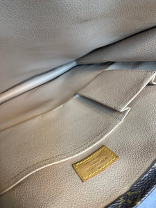 Louis Vuitton Petit Sac Plat Brown Leather ref.488707 - Joli Closet