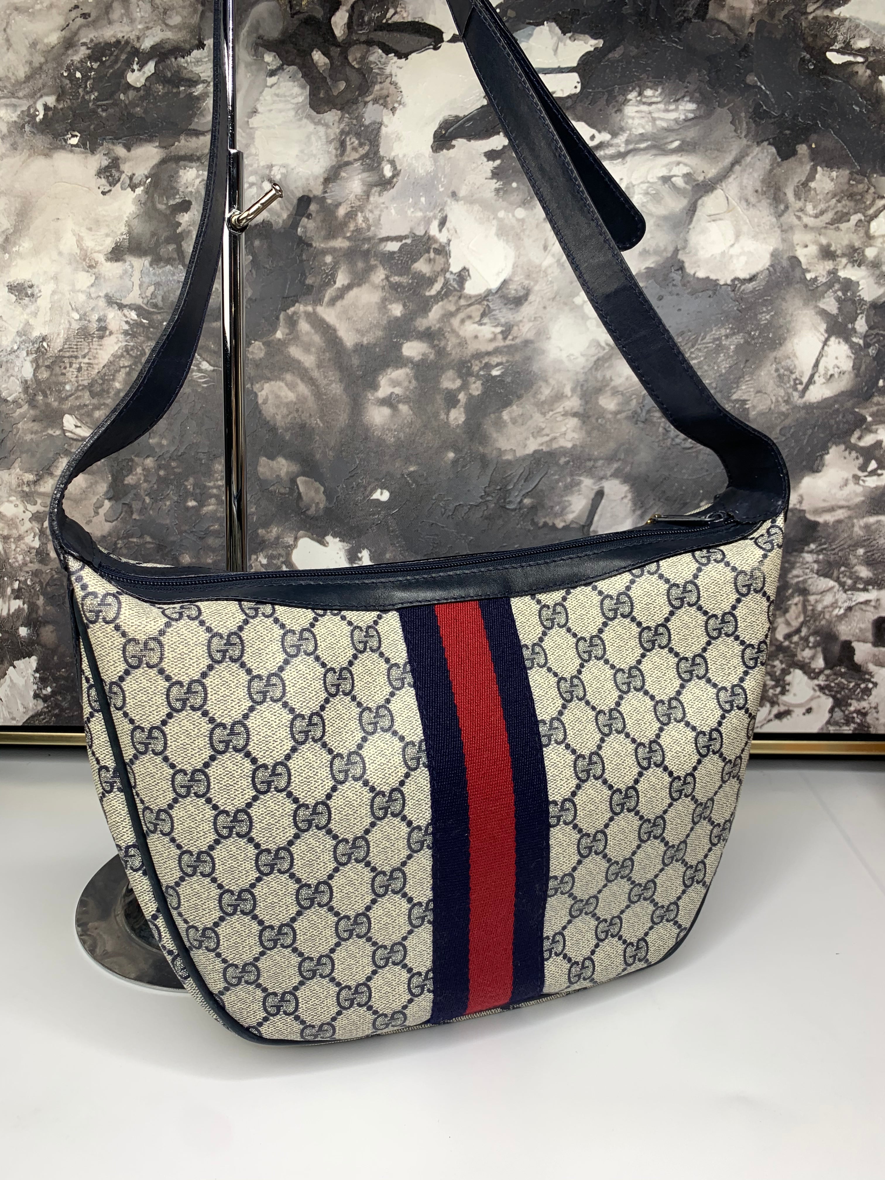 Vintage gucci sling clearance bag