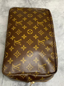 Louis Vuitton Trousse 28