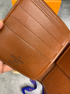 Louis Vuitton Mens Bifold Wallet